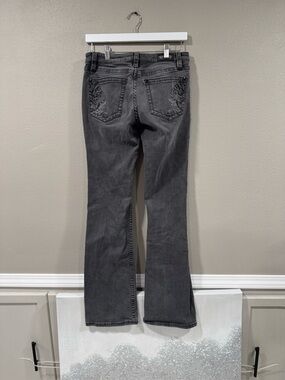Shyanne Bootcut Embroidered Pockets